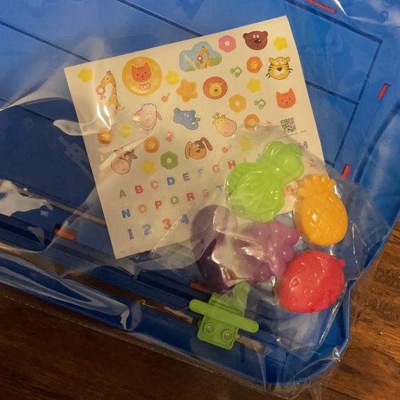 Kids Next X Drawing Board With Stickers, Stamps, A Slide, And Colorful P… - Picture 8 of 13